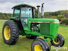 John-Deere-4440.jpg